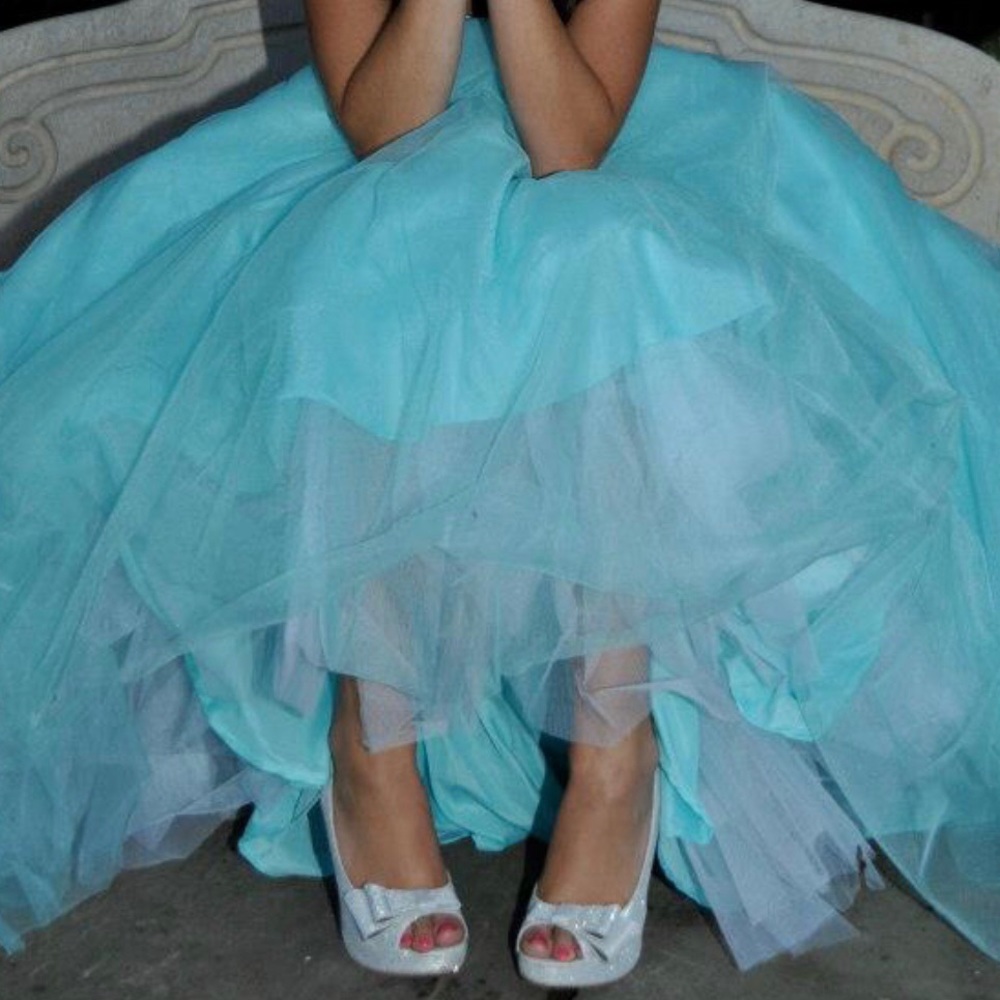 Tiffany Dress - Picture 8 of 8